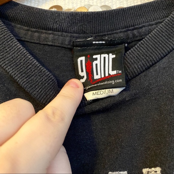 SOLD xxx VINTAGE 1999 Metallica Band Tee Tour Concert Retro - Picture 3 of 5